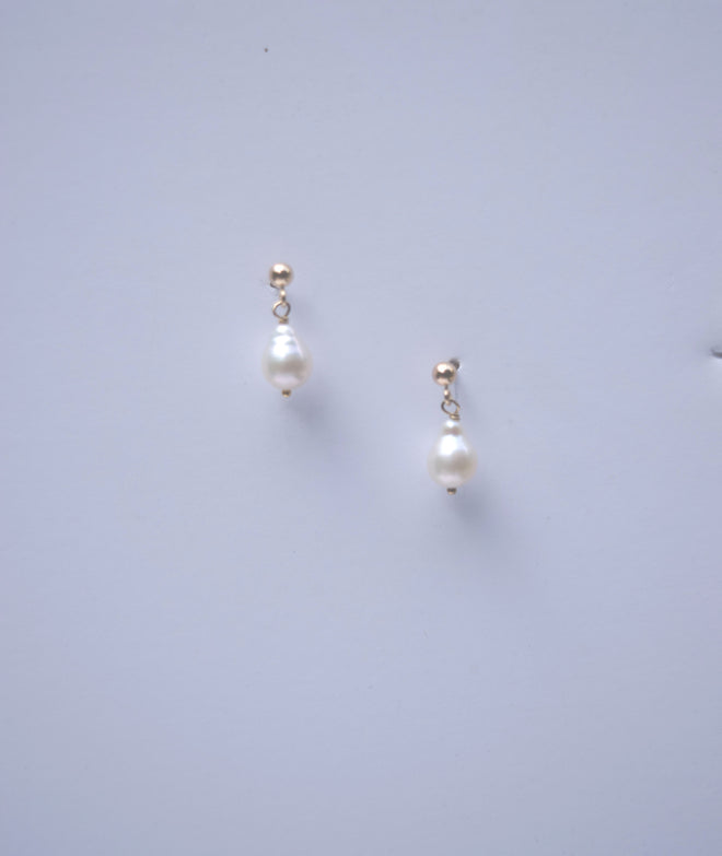 Babi-Tiny Teardrop Earrings