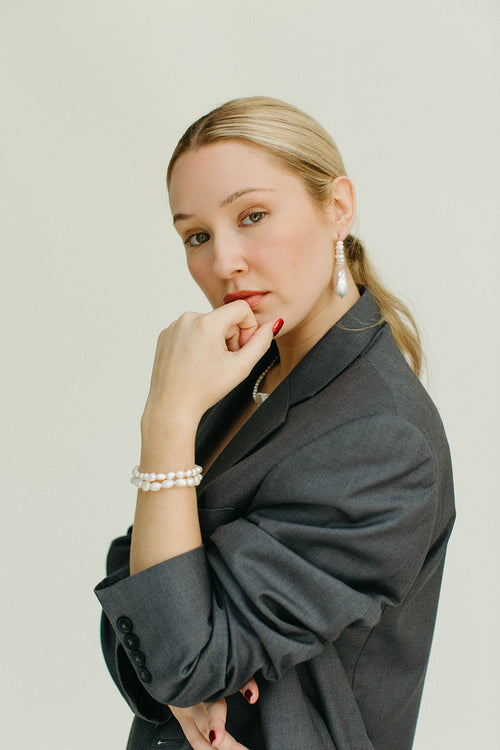 Ash- Pearl Bracelet