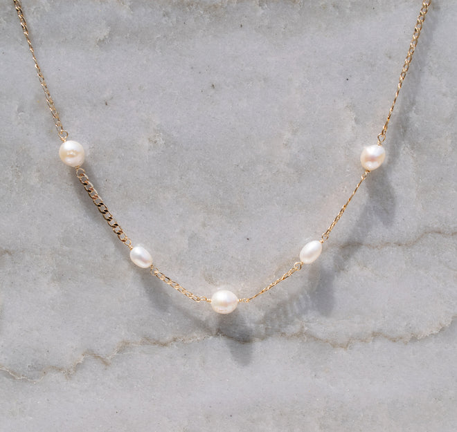 Blair- Pearl Curb chain necklace