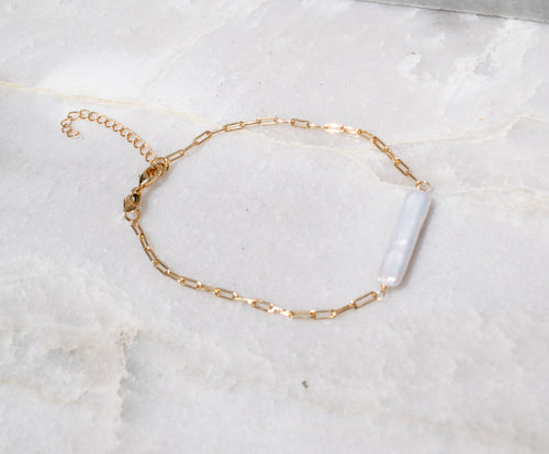 Ona- Biwa Pearl Bracelet