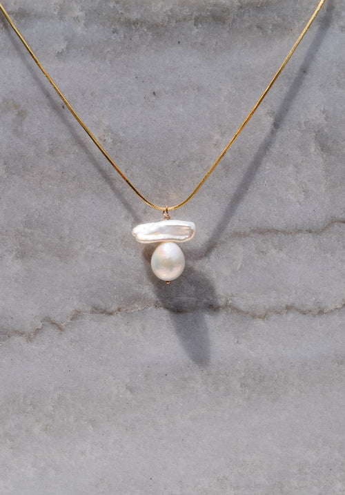 Blyth- Biwa Drop Necklace