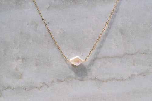 Oria- Vertical Diamond Necklace