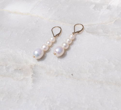 Sabi- Graduated Pearl Earring