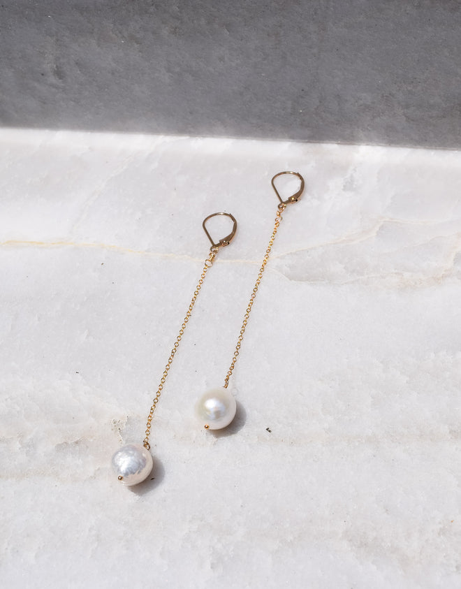 Vermont- Pearl Drop Chain Earrings