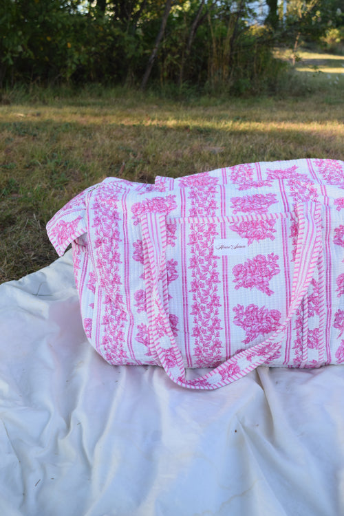 PINK WHITE FLORAL DUFFLE