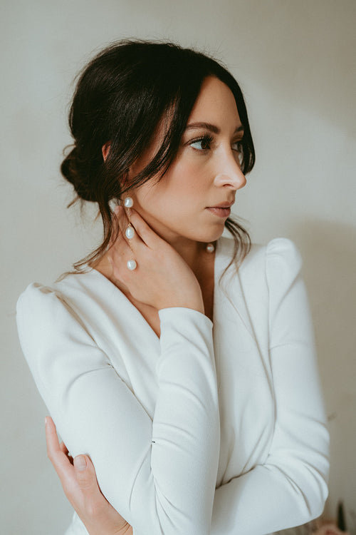 Cyrus- Three Pearl Drop Earring