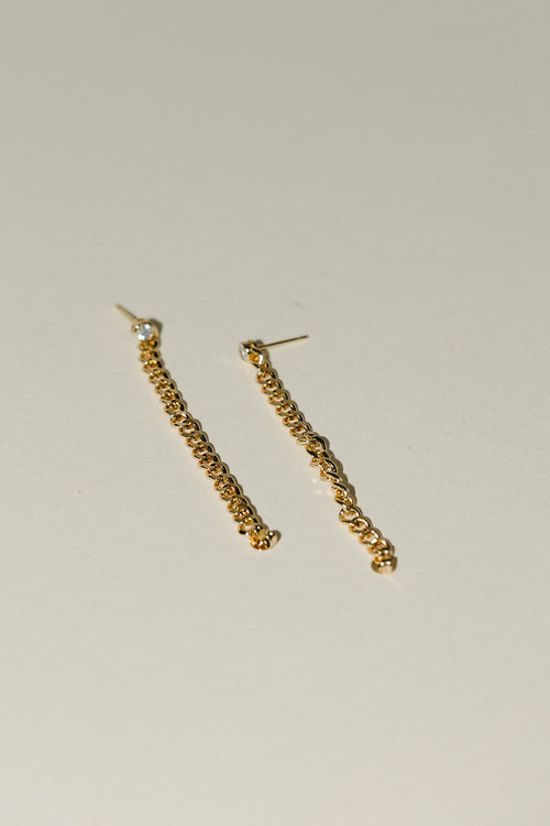 Arabella- Chain Link Dangle Hoops