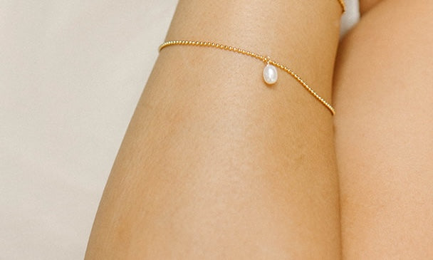 Rida- Dainty 1mm dotted Bracelet