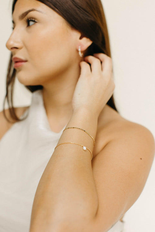 Rida- Dainty 1mm dotted Bracelet