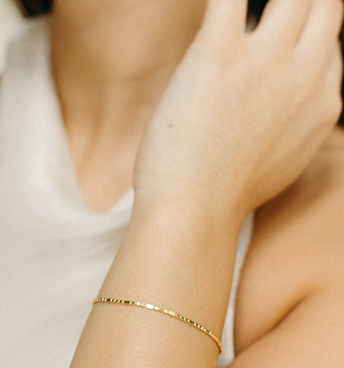 Rida- Dainty 1mm dotted Bracelet