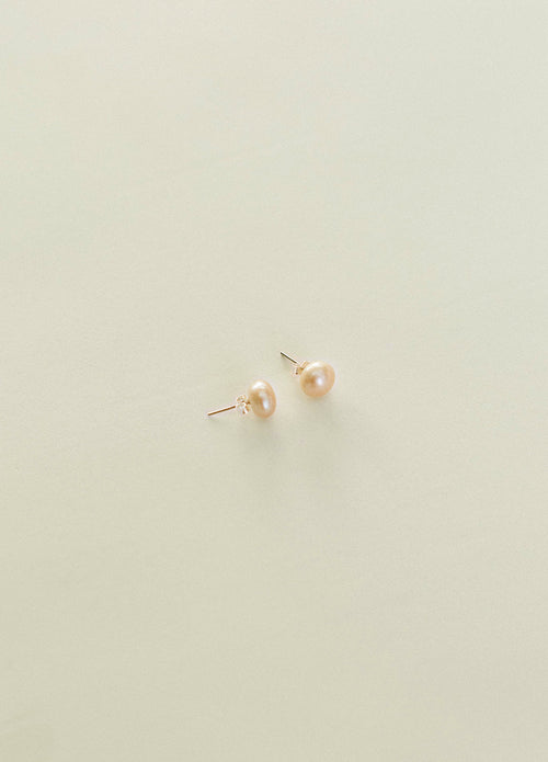 Carmen- Pink Pearl Studs
