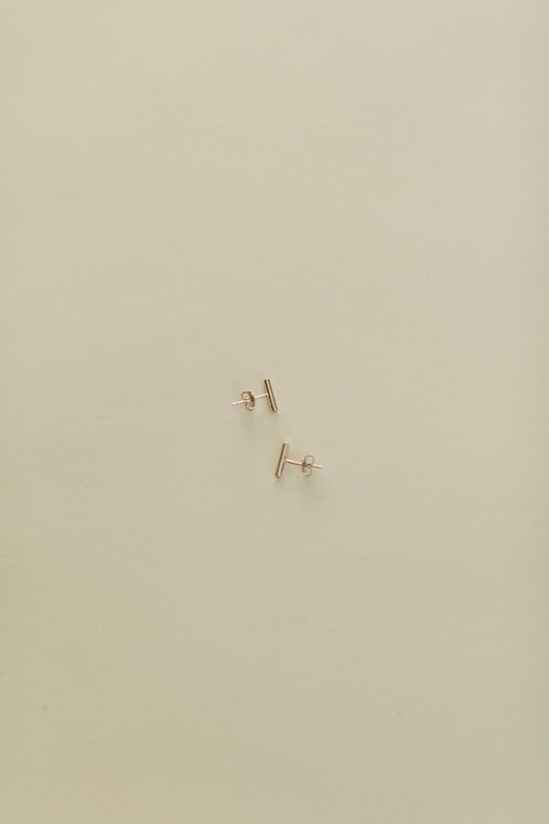 Dainty Bar Studs