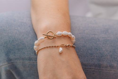 Maude- Toggle Clasp Bracelet