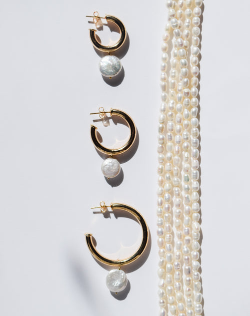 Maisy- Chunky Coin Pearl Hoops