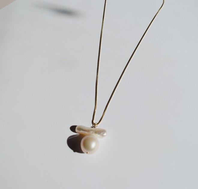 Blyth- Biwa Drop Necklace