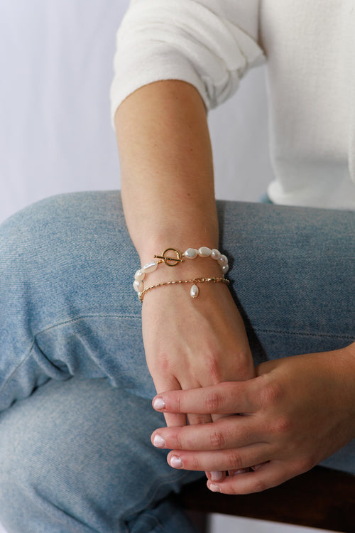 Maude- Toggle Clasp Bracelet