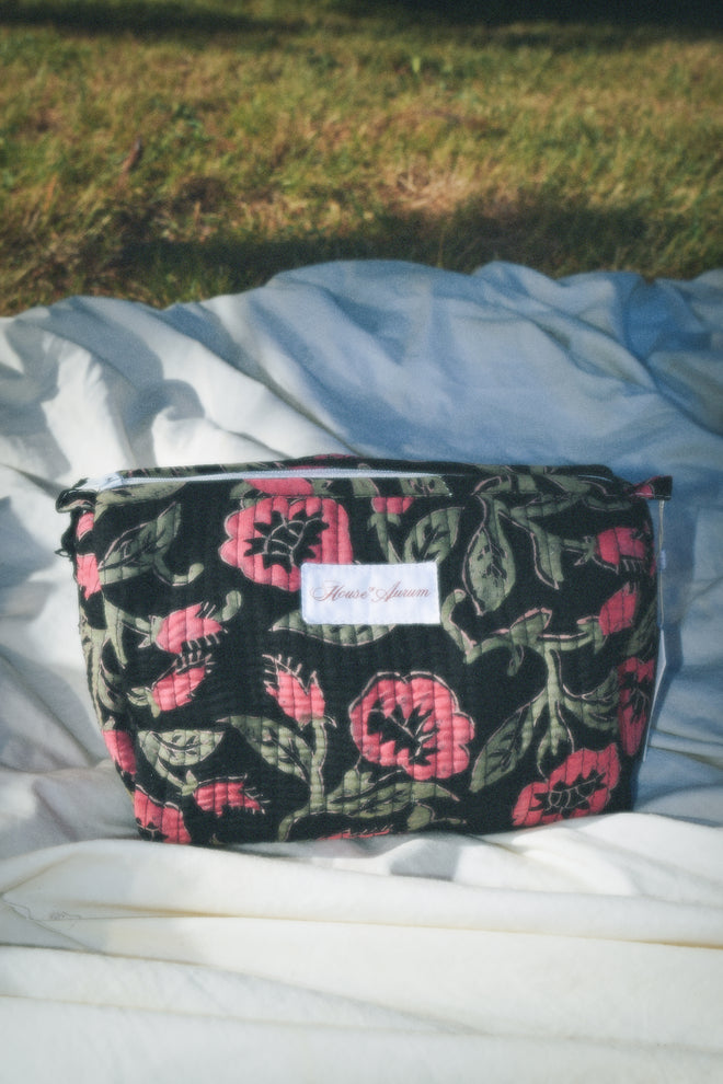BLACK PINK COSMETIC CASE