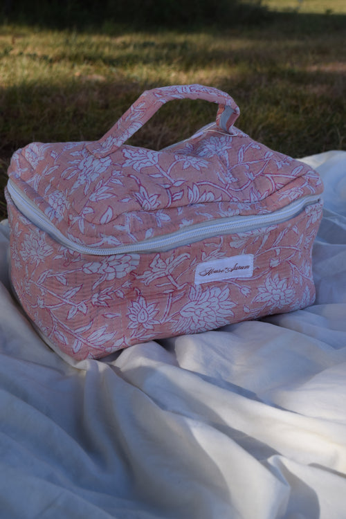 LIGHT PINK VANITY CASE
