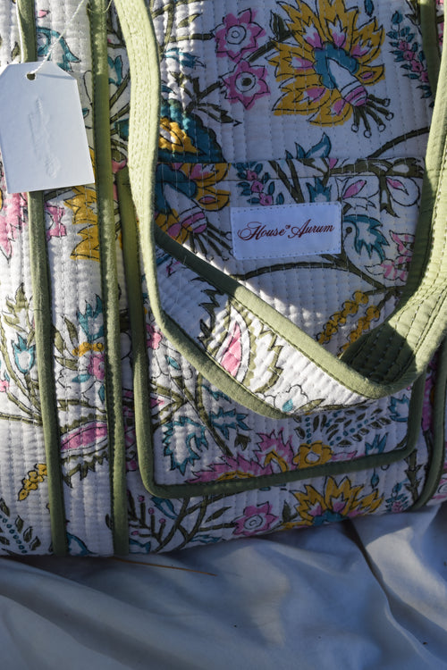 GREEN WHITE PINK FLORAL TOTE