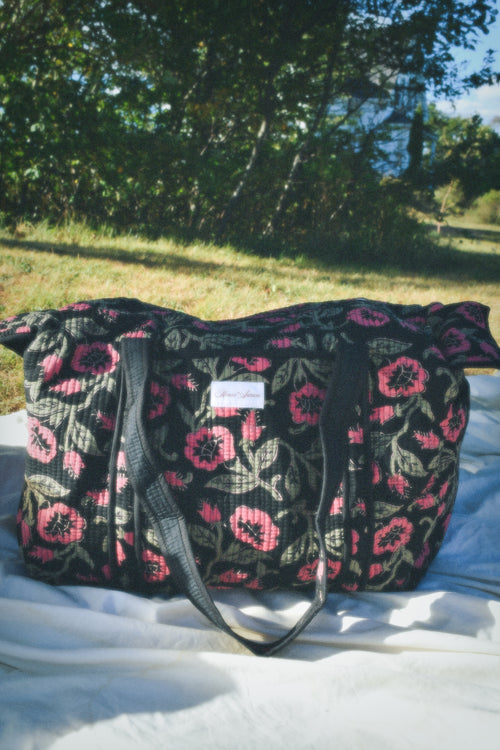 BLACK PINK DUFFLE