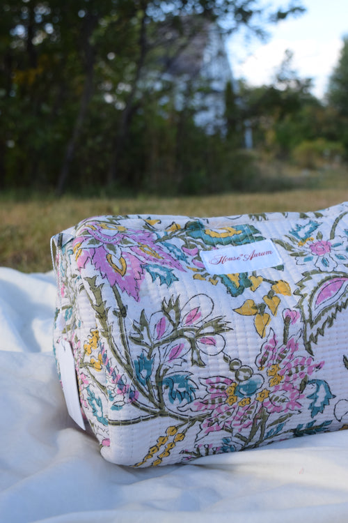 GREEN WHITE PINK FLORAL COSMETIC CASE
