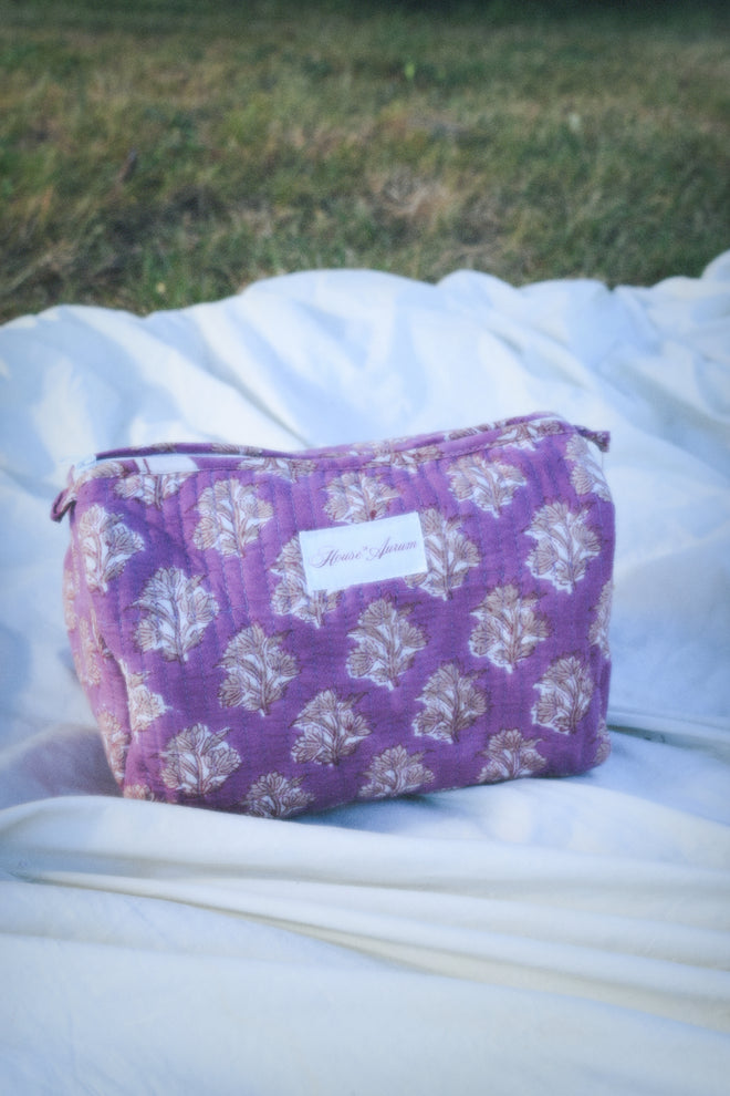 PLUM COSMETIC CASE