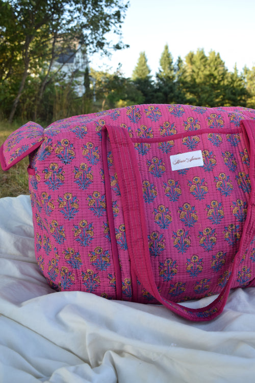 MAGENTA DUFFLE
