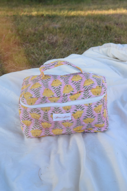 GREEN PINK VANITY CASE