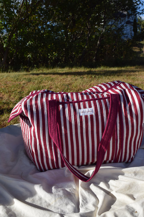 BURGUNDY STRIPE DUFFLE