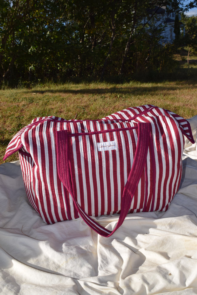BURGUNDY STRIPE DUFFLE