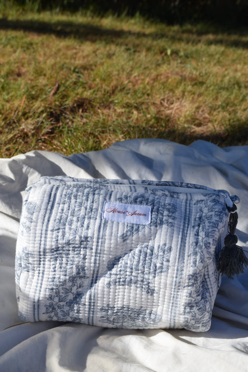 SKY BLUE FLORAL COSMETIC CASE