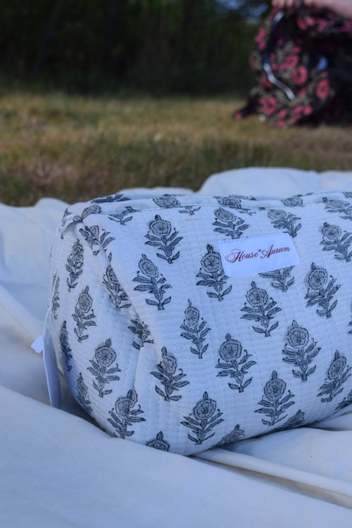 GREY WHITE COSMETICS CASE