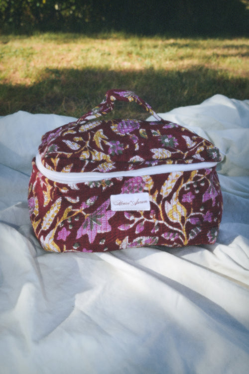 BURGUNDY FLORAL VANITY CASE