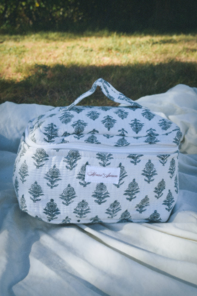 GREY FLORAL VANITY CASE