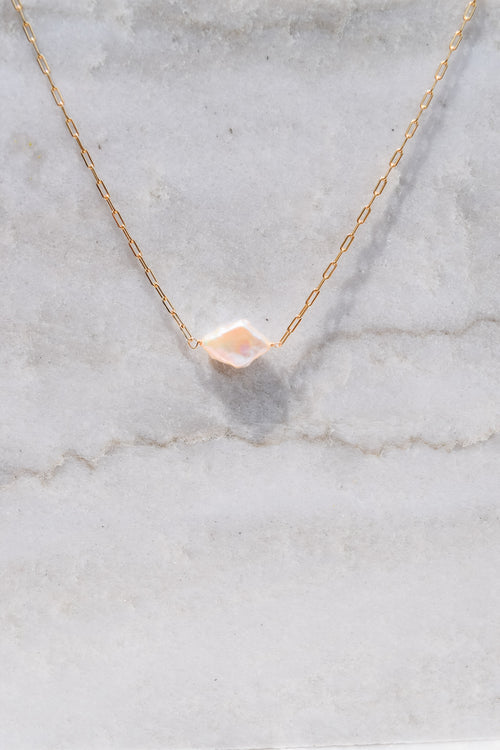 Oria- Vertical Diamond Necklace