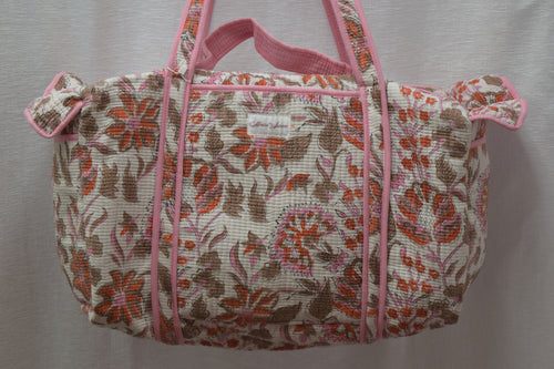 BEIGE PINK ORANGE FLORAL DUFFLE