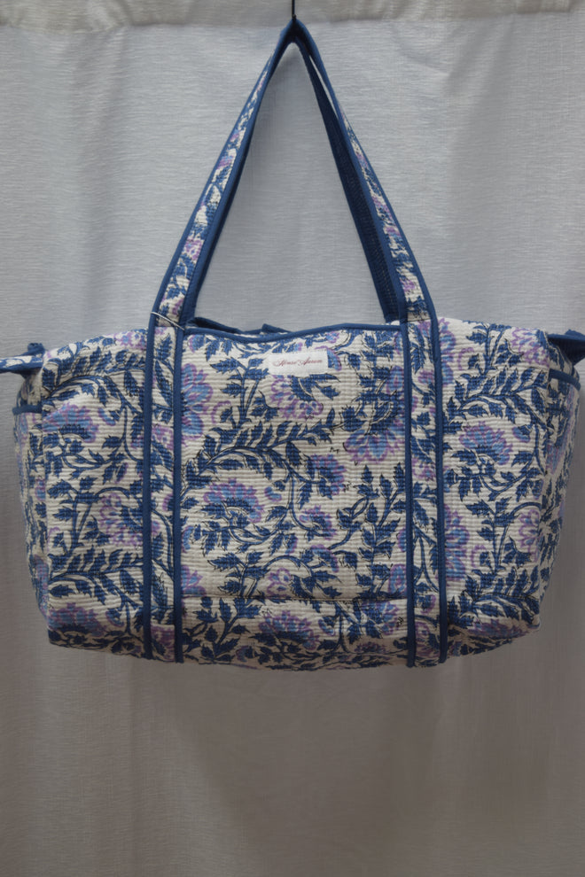 NAVY FLORAL DUFFLE