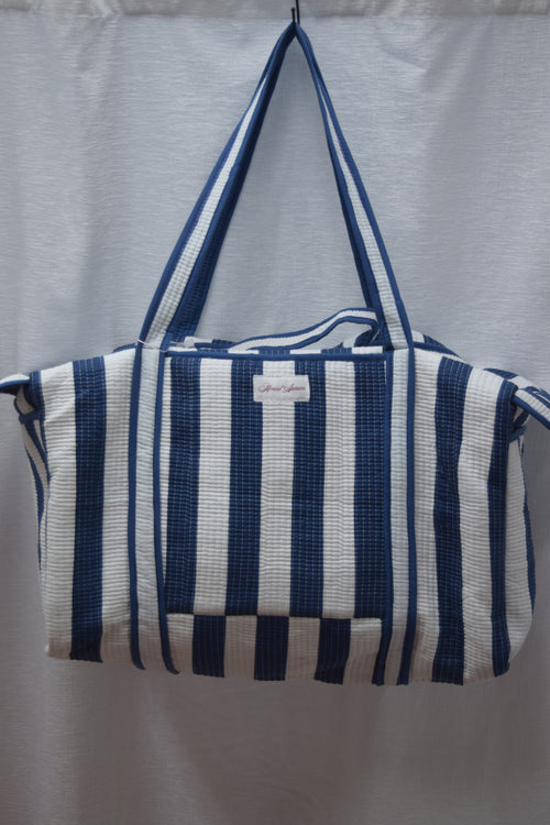 NAVY WHITE STRIPE DUFFLE