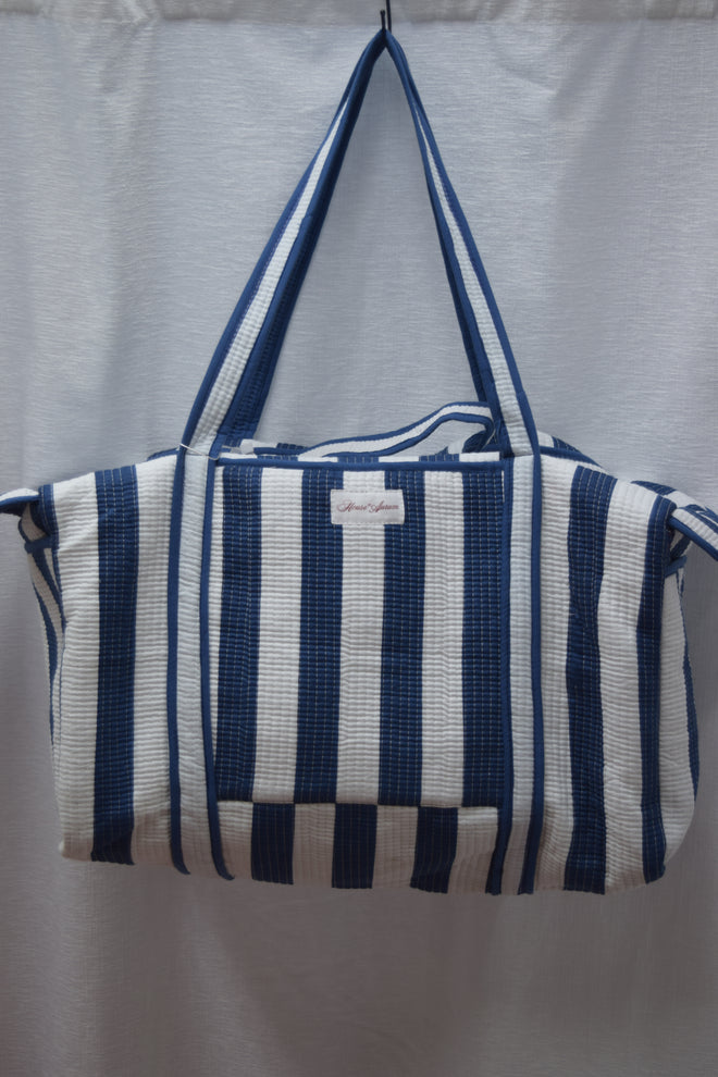 NAVY WHITE STRIPE DUFFLE