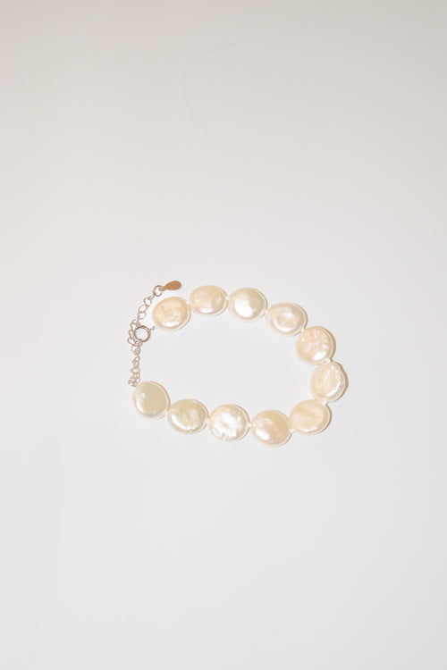 Anora- Coin Pearl Bracelet