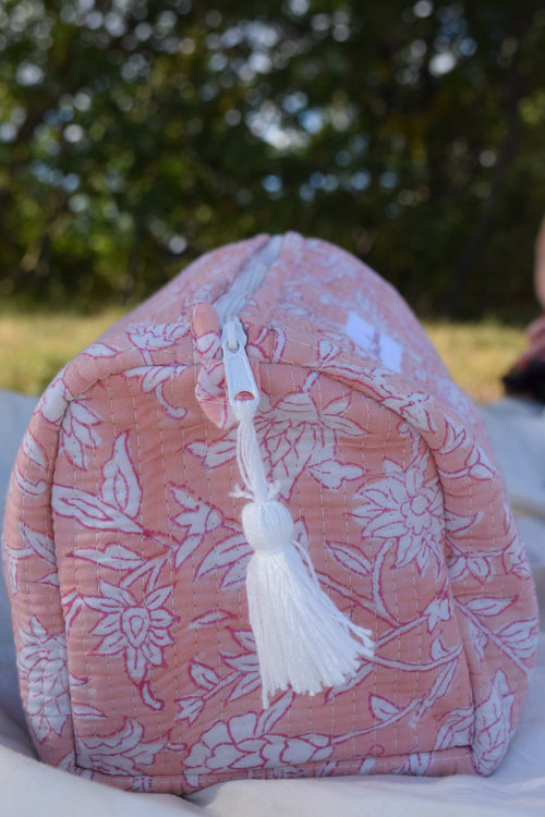 LIGHT PINK COSMETIC CASE