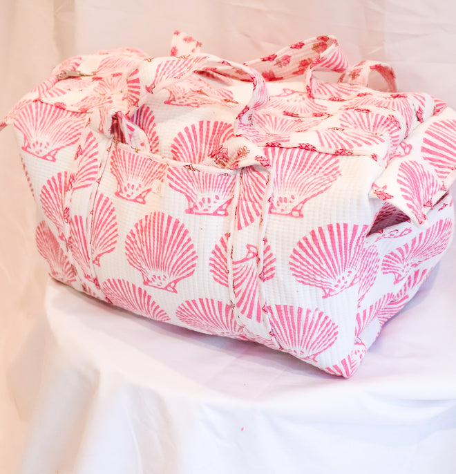 Full Size Quilted Duffle- Pink Shell