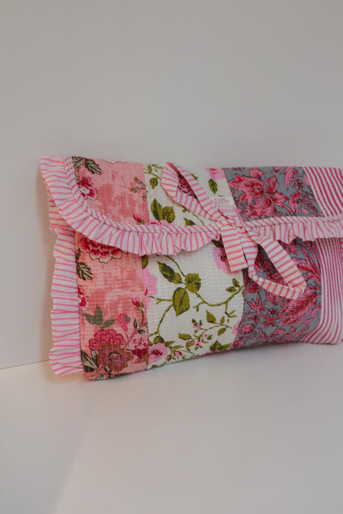 Quilted Ruffle Laptop Case-Pink Patchwork