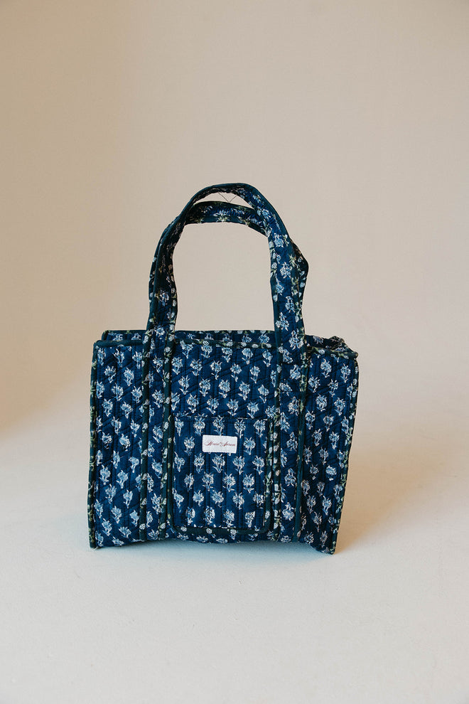 Diamond Quilted Tote- Navy Pattern