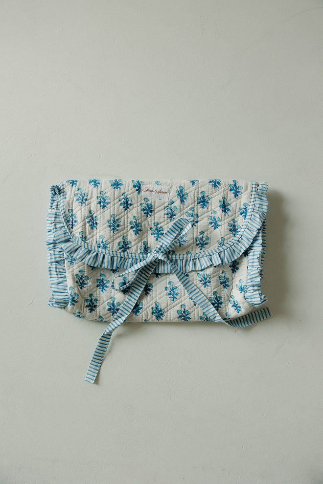 Quilted Ruffle Laptop Case- White Floral